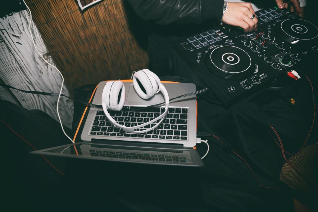 The Wealthiest Techno DJs in the World