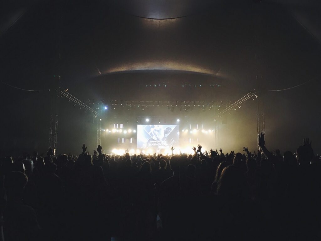 The History of Sunday Day-Parties in European Club Culture